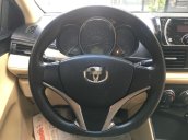 Cần bán lại xe Toyota Vios đời 2014, màu bạc