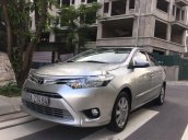 Cần bán lại xe Toyota Vios đời 2014, màu bạc