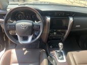 Cần bán lại xe Toyota Fortuner 2.8V 4x4 AT đời 2018, màu nâu, xe nhập còn mới