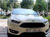 Cần bán Ford Focus Ecoboot 2017 mầu trắng cá nhân