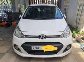 Cần bán Hyundai Grand i10 đời 2015, màu trắng, nhập khẩu 