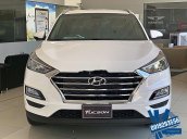 Cần bán Hyundai Tucson đời 2020, màu trắng