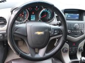 Cần bán gấp Chevrolet Cruze 1.6MT sản xuất năm 2016, màu trắng
