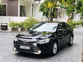 Cần bán Toyota Camry 2.5G 2016, màu đen giá cạnh tranh