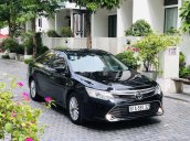 Cần bán Toyota Camry 2.5G 2016, màu đen giá cạnh tranh