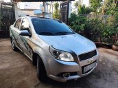 Cần bán xe cũ Chevrolet Aveo sản xuất năm 2015, màu bạc đẹp 