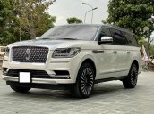 Bán xe Lincoln Navigator Black Label L model 2019, đã qua sử dụng, LH Ms Ngọc Vy 