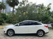 Cần bán Ford Focus năm 2018, màu trắng biển tại Hà Nội