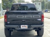 Bán ô tô Ford F150 Raptor màu đen, nội thất 2 màu, cần số cacbon, sx 2020, nhập khẩu Mỹ mới 100%