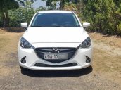 Cần bán Mazda 2 1.5 AT sản xuất năm 2017, màu trắng còn mới, giá tốt
