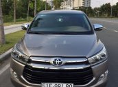 Bán Toyota Innova V đời 2016, màu xám. Đi 4.5v km