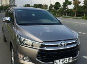 Bán Toyota Innova V đời 2016, màu xám. Đi 4.5v km