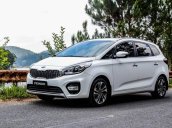 Bán xe Kia Rondo 2.0 GAT Deluxe sản xuất năm 2020, màu trắng