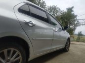 Cần bán Toyota Vios năm sản xuất 2012, màu bạc, nhập khẩu nguyên chiếc