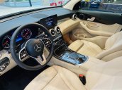 Cần bán Mercedes GLC 200 năm 2020, màu trắng, vay trả góp 90%