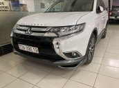 Cần bán lại xe Mitsubishi Outlander đời 2018, màu trắng, giá tốt