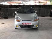 Bán Chevrolet Spark LT sản xuất năm 2010, màu bạc, số sàn