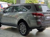 Bán ô tô Nissan X Terra sản xuất 2019, màu bạc, nhập khẩu 