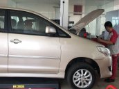 Cần bán Toyota Innova 2013, màu vàng chính chủ, giá chỉ 330 triệu