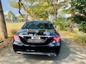 Bán xe Mercedes C200 đời 2019, màu đen