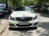 Bán Mercedes C250 đời 2012, màu trắng, nhập khẩu