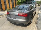 Gia đình bán ô tô Audi A6 năm 2015, màu xám sang trọng