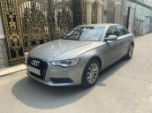 Gia đình bán ô tô Audi A6 năm 2015, màu xám sang trọng