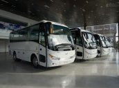 Bán nhanh xe Bus Universe 30-35 chỗ bầu hơi cao cấp, giá xả kho siêu tốt, trả trước 20% nhận xe ngay