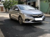 Cần bán gấp Honda City TOP năm sản xuất 2017, màu bạc chính chủ, giá 488tr