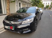 Bán Honda Accord đời 2018, màu đen, 960tr