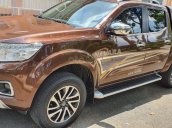 Bán xe Nissan Navara 2018, màu nâu mới 95%