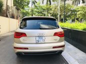 👉 Audi Q7 V6 3.0L. S-Line Supercharged sản xuất 2014. Bản thể thao hiệu suất cao