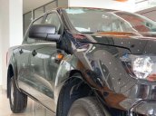 Bán Ford Ranger XL 2.2L 4x4 MT sản xuất 2019, màu xám, nhập khẩu 