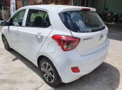 Bán xe Hyundai Grand i10 năm sản xuất 2014, màu trắng, nhập khẩu nguyên chiếc