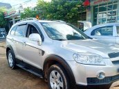 Cần bán Chevrolet Captiva đời 2009, màu bạc, xe gia đình