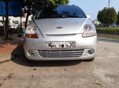 Cần bán gấp Chevrolet Spark sản xuất 2009, màu bạc