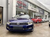 VW Sài Gòn khuyến mãi lớn tháng 8/2021 Passat Bluemotion High sang trọng - xe nhập khẩu Đức giá tốt