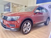 Vw Tiguan Luxury Topline màu đỏ - nâng cấp công nghê hơn - dẫn động 4 bánh - nhiều chế độ lái - sang trọng bền bỉ