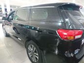 Bán ô tô Kia Sedona đời 2016, màu đen còn mới, 789.999tr