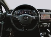 Bán ô tô Volkswagen Tiguan Allspace - khuyến mãi tốt nhất - trả trước chỉ từ 350tr, xe giao ngay toàn quốc