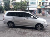 Bán ô tô Toyota Innova đời 2015, màu bạc đẹp như mới, giá 475tr