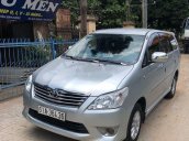 Cần bán Toyota Innova sản xuất 2013 còn mới, giá chỉ 420 triệu