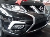 Bán xe Nissan X trail 2.0 SL Luxury sản xuất 2020, mới 100%