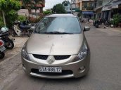 Cần bán gấp Mitsubishi Grandis năm sản xuất 2006 còn mới