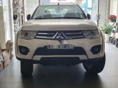 Bán Mitsubishi Pajero Sport sản xuất năm 2016, màu trắng, số sàn