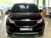 Bán Kia Sedona đời 2016, màu đen như mới