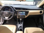 Cần bán Toyota Corolla Altis 1.8G AT 2019, màu bạc, xe gia đình đi 5.700km - xe chất giá tốt