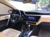 Cần bán Toyota Corolla Altis 1.8G AT sản xuất 2018, màu đen còn mới 