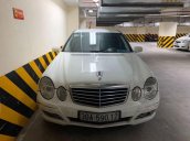 Bán xe Mercedes E200 năm sản xuất 2008, màu trắng, xe nhập chính chủ