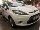 Chính chủ bán Ford Fiesta 1.6 AT đời 2011, màu trắng, máy chất